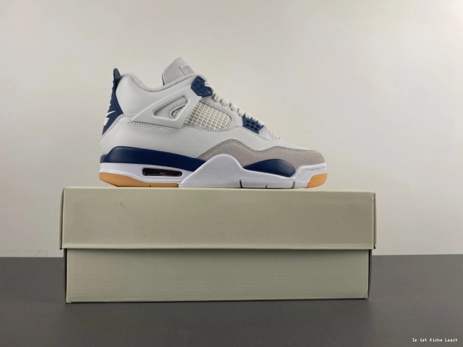 Jordan Men's DR5415-100 Navy 4 SB Retro - 1019
